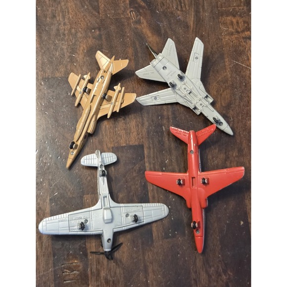 MOTORMAX Military Airplanes Tornado Jaguar Hurricane Red Arrow Hawk 5.5" Planes - Picture 10 of 11